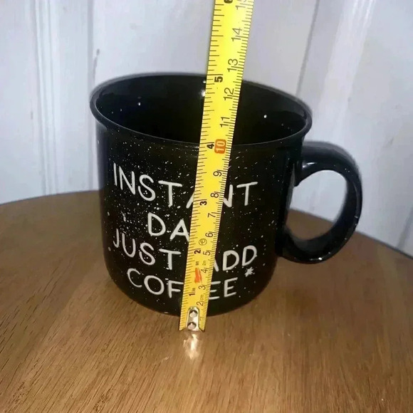 Black coffee mug,dad message for daddy it has white dot on the background color - Picture 3 of 7